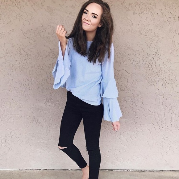 Chelsea28 Tops - Chelsea28 ruffle sleeve blouse